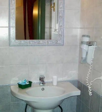 Elisa Bed and Breakfast *